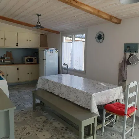 Casa de Férias Maison La Faute-sur-mer, 3 Pieces, 5 Personnes - Fr-1-476-79