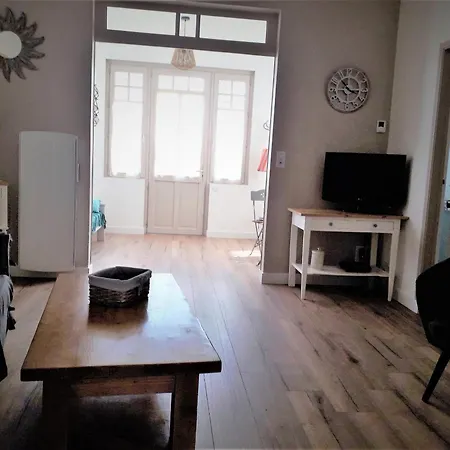 Casa de Férias Maison La Faute-sur-mer, 3 Pieces, 5 Personnes - Fr-1-476-79