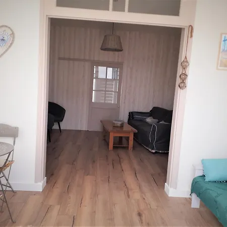 Maison La Faute-sur-mer, 3 Pieces, 5 Personnes - Fr-1-476-79 *