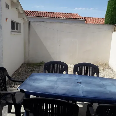 Maison La Faute-sur-mer, 3 Pieces, 5 Personnes - Fr-1-476-79
